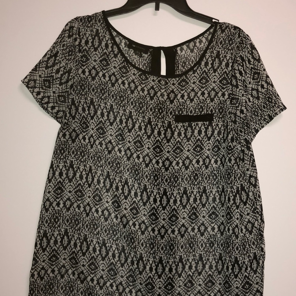 Patterns see though shirt